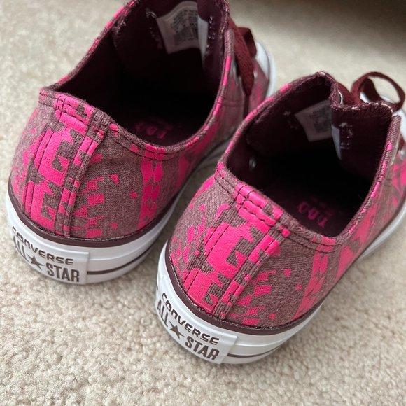 Converse Shoes : NEW - Picture 2 of 4